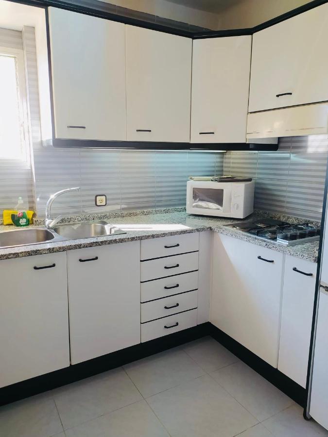 Apartamento Palmeras ลาปีเนดา ภายนอก รูปภาพ