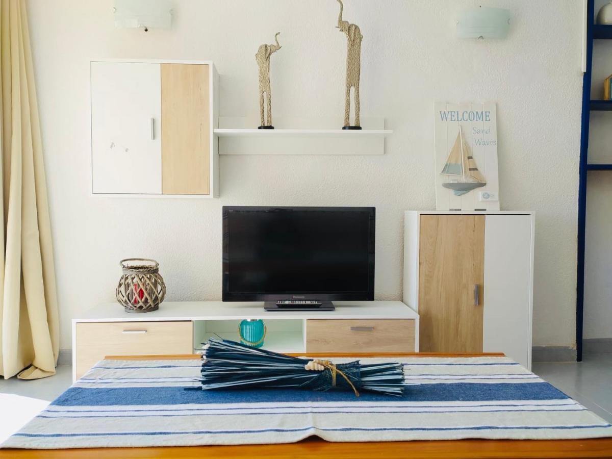 Apartamento Palmeras ลาปีเนดา ภายนอก รูปภาพ